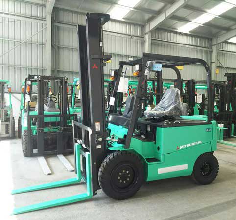 xe nâng điện tại Bình Phước