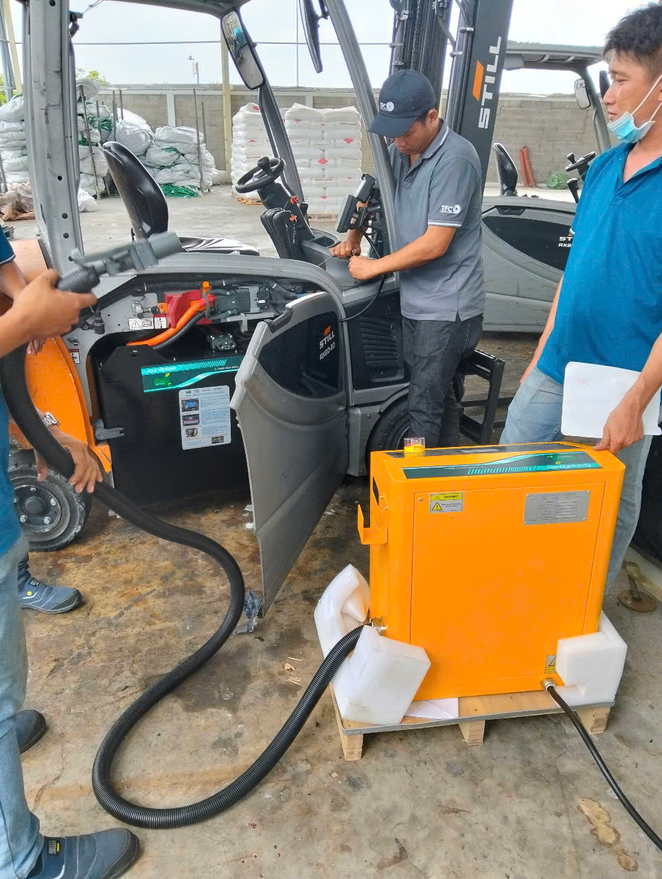 lắp đặt bình lithium
